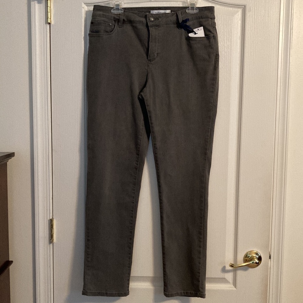 Croft & Barrow Grey Denim Jeans 12 - Picture 2 of 8